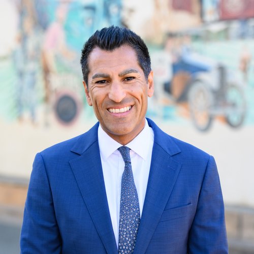 AD 29 - Robert Rivas