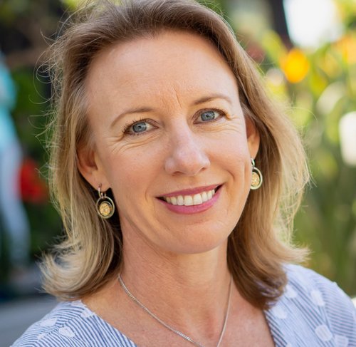 Catherine-Blakespear-Headshot-2020-1536x1498