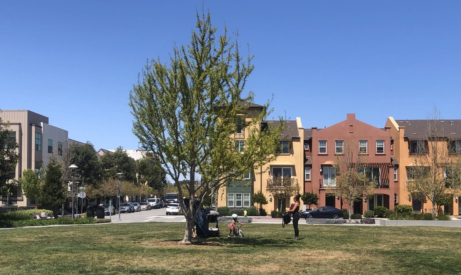 FamilyPicnicInFrontOfNewMultifamilyHousing