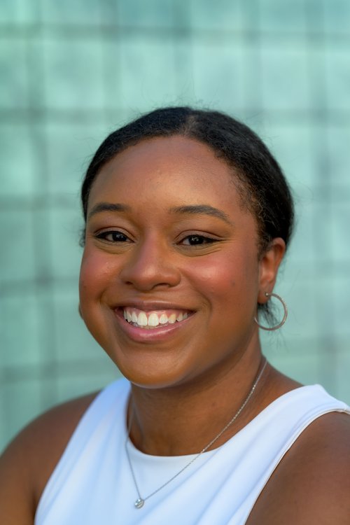 Mariah Redfern headshot