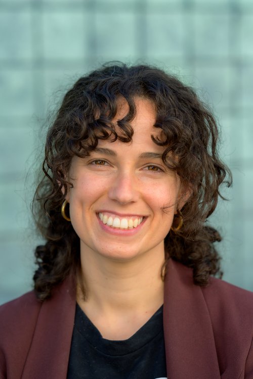 Julia Teitelbaum headshot